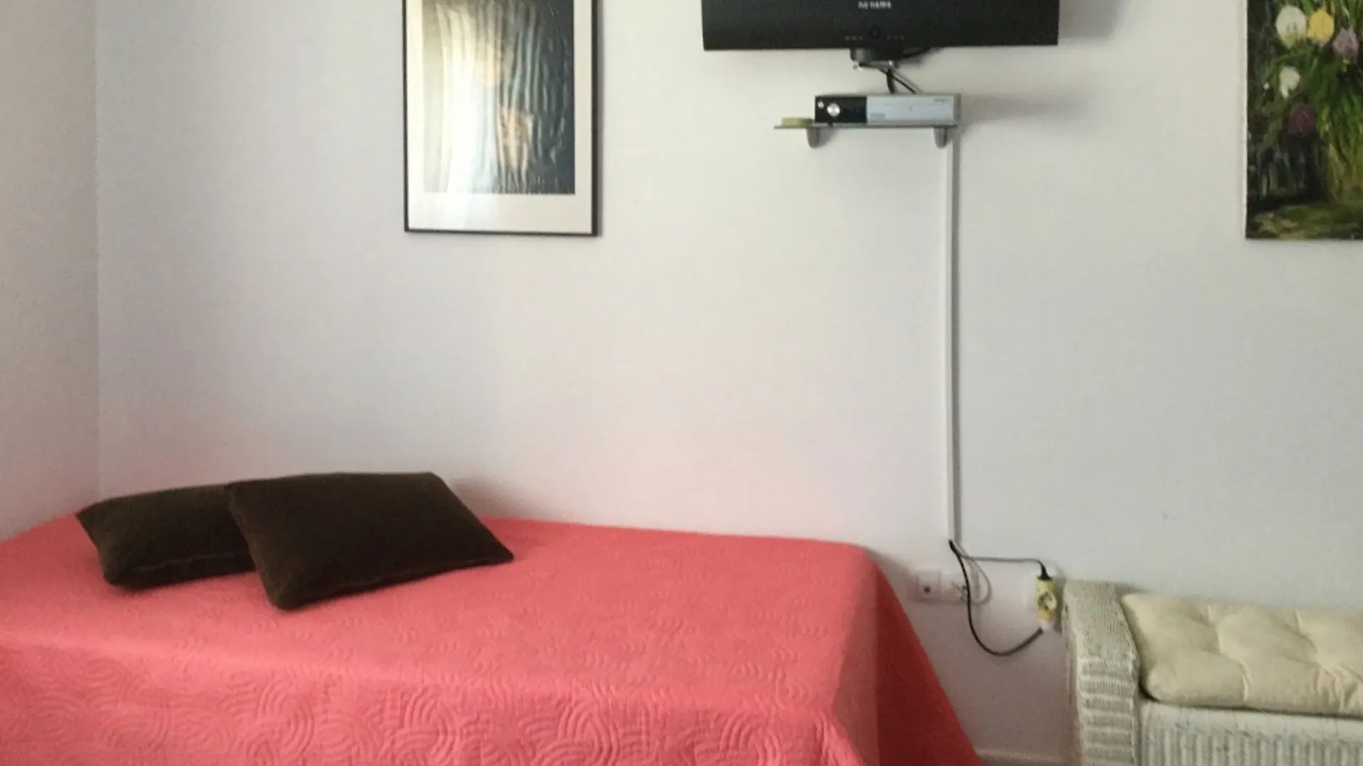 Spacious 2-Bedroom Apartment With 3 Large Terraces And Wifi In Roqueta Roquetas de Mar
