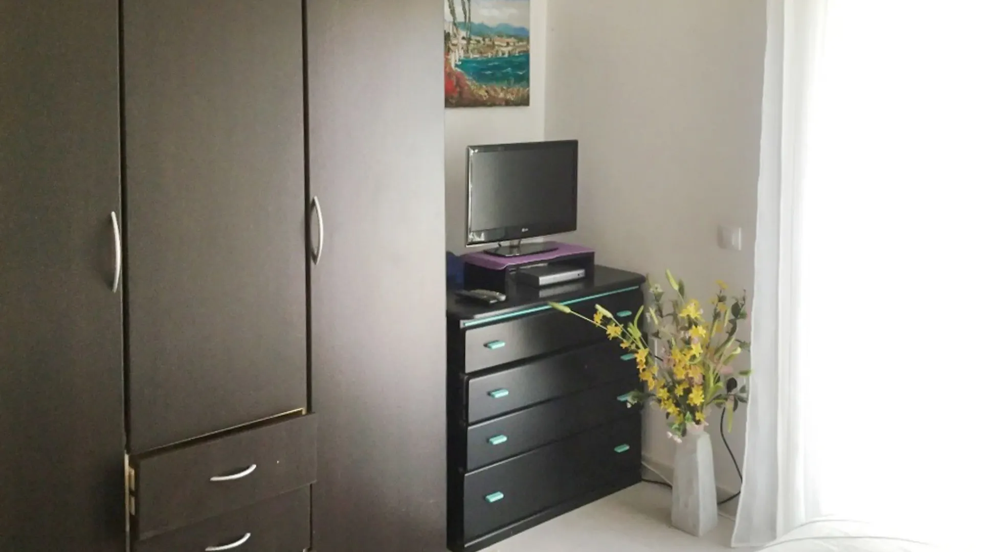 Spacious 2-Bedroom Apartment With 3 Large Terraces And Wifi In Roqueta Roquetas de Mar Spanien